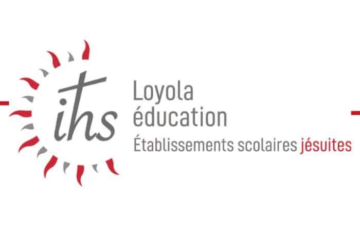 logo loyola education