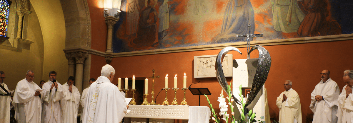 renouvellement sacré coeur supérieur général paray le monial